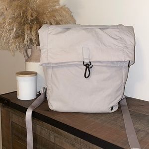 Lululemon bag